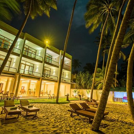 Serendipitaly Ayurveda Boutique Hotel Hikkaduwa Eksteriør billede